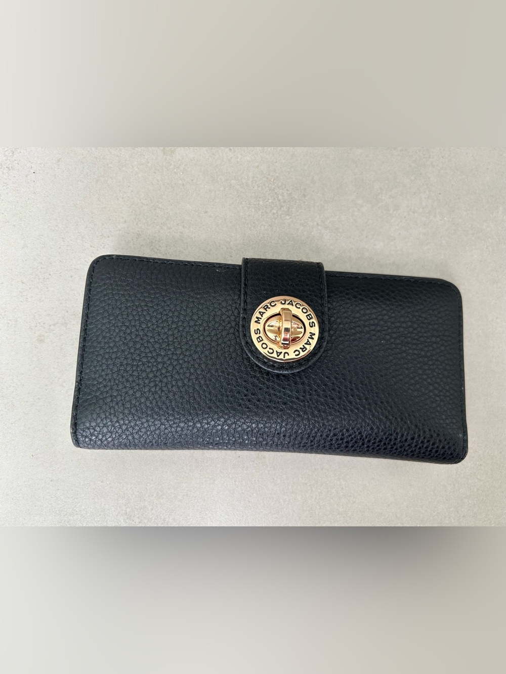 Marc Jacobs Black Pebbled Leather Clasp Wallet with Gold Logo Turnlock